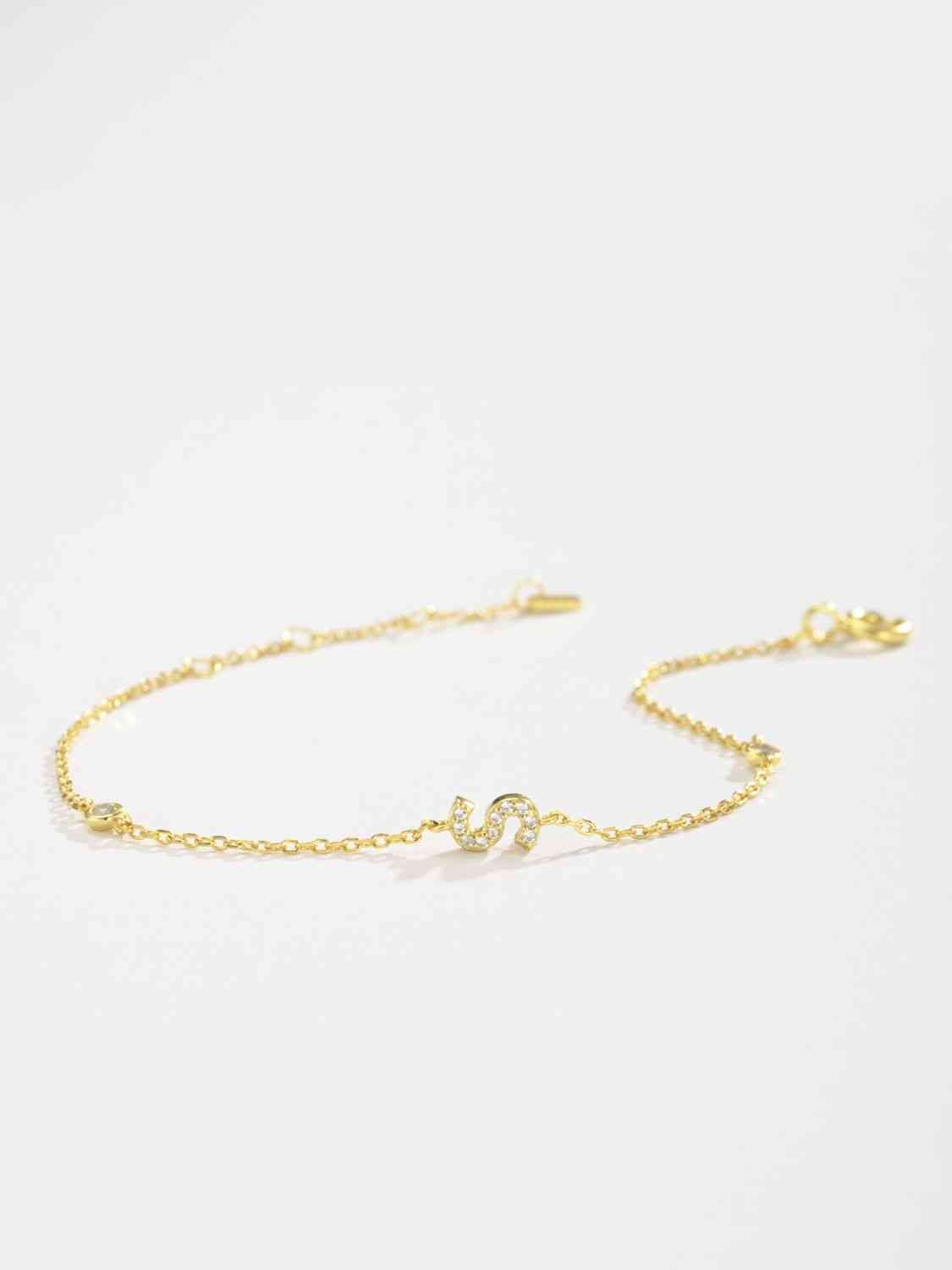 Q To U Everyday Dainty Bracelet